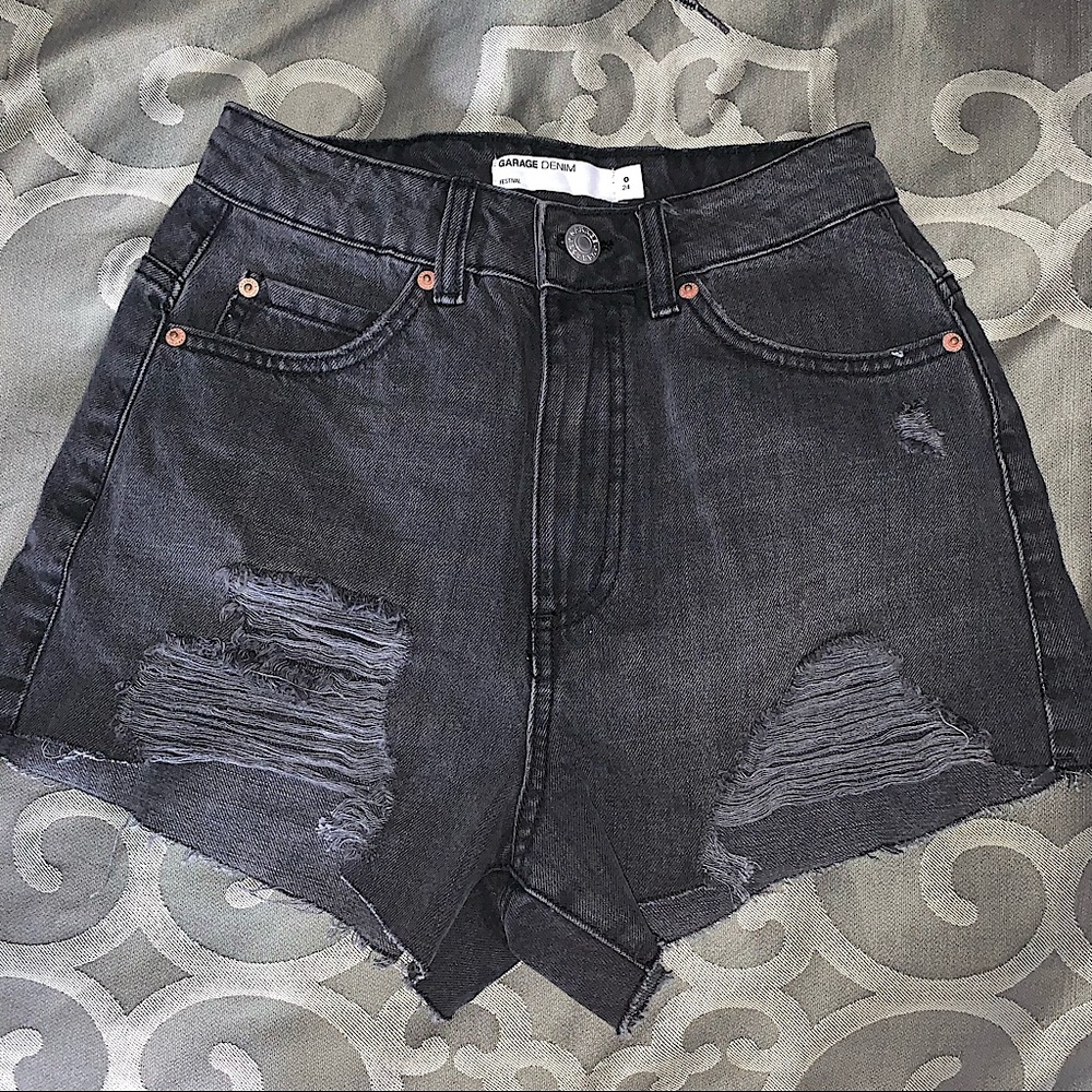 GARAGE Black Shorts (Festival style)